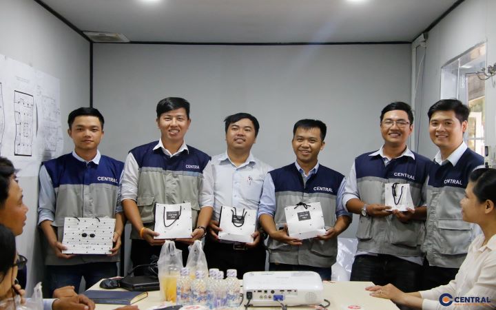 PHÒNG NHÂN SỰ THĂM DỰ ÁN ETOWN 5 (REE)