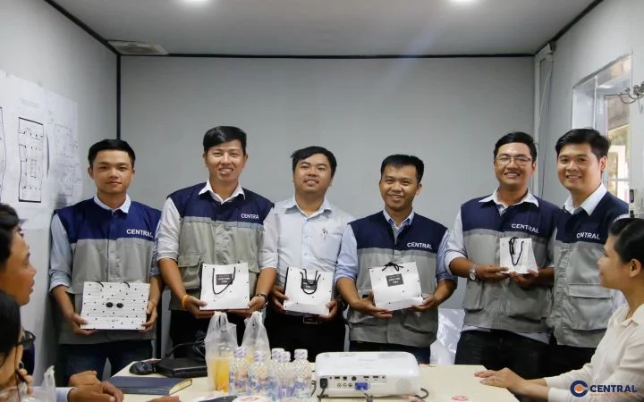 PHÒNG NHÂN SỰ THĂM DỰ ÁN ETOWN 5 (REE)