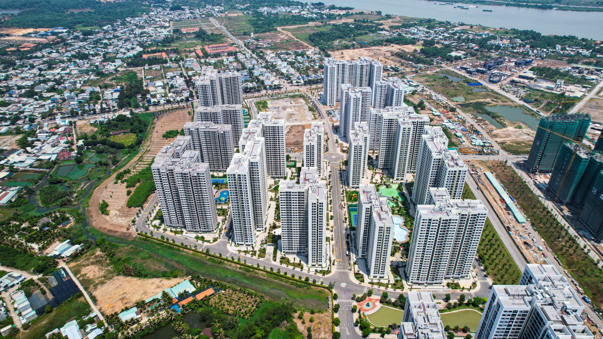 VINHOMES GRAND PARK – THE ORIGAMI PHASE - Central Cons