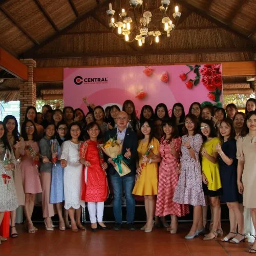 CENTRAL ORGANIZED A GROGRAM TO HONOR WOMEN ON MARCH 8