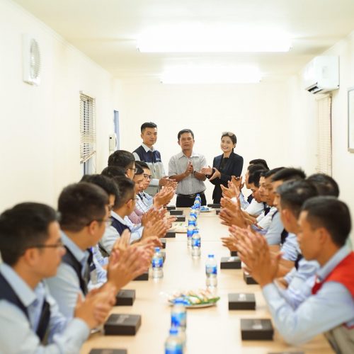 工會訪問北方和中部地區專案的工地
