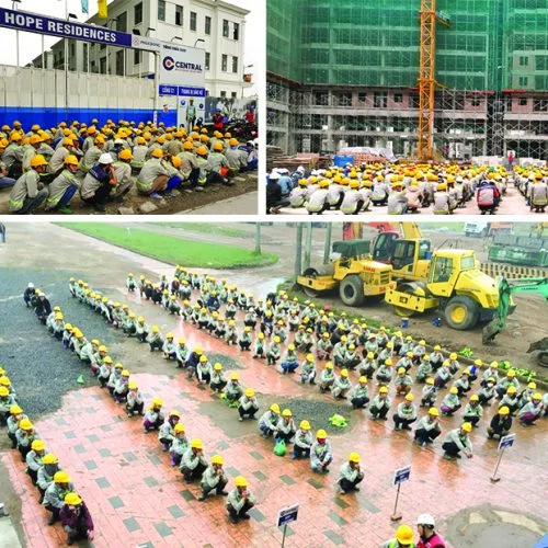 CENTRAL IS IN ANIMATED WORKING AIR AFTER TET HOLIDAY OF THE PIG