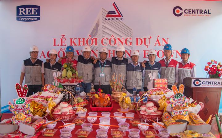 THE COMMENCEMENT CEREMONY OF THE “ETOWN 5 OFFICE HIGH-BUILDING” PROJECT