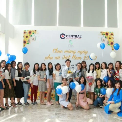 CENTRAL慶祝越南越南婦女節10月20日